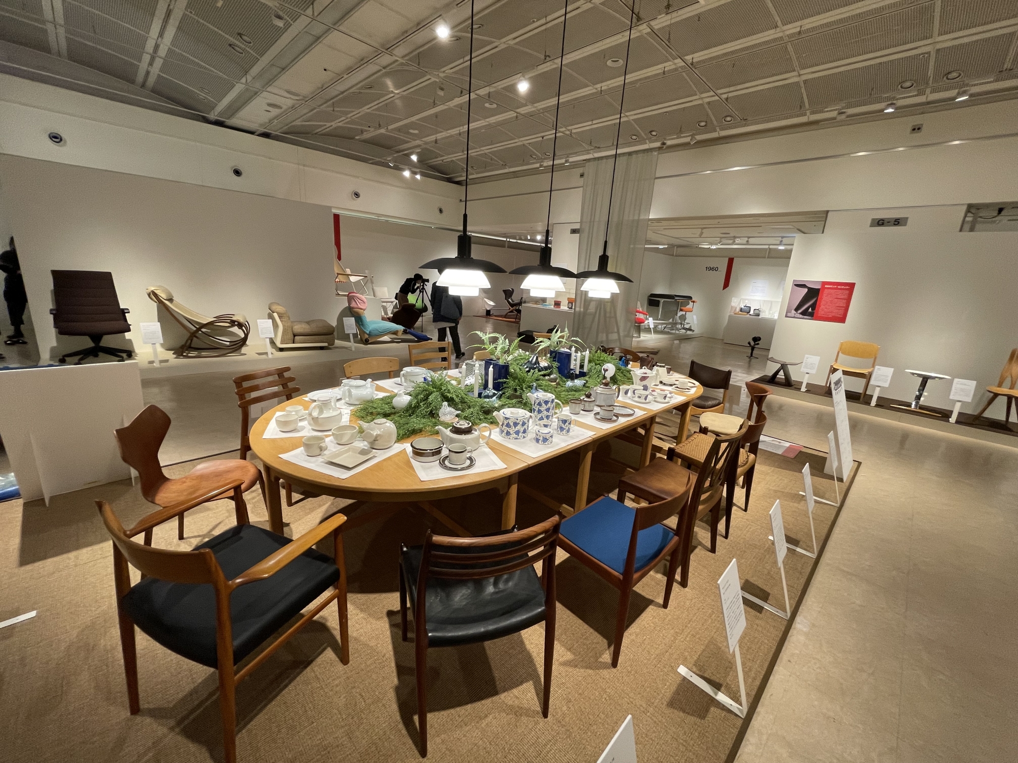 椅子とめぐる２０世紀のデザイン展